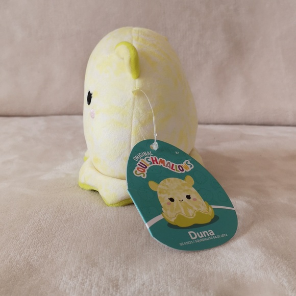 Squishmallow Duna the Dumbo Octopus 5 inches yellow sea animal - Picture 2 of 5